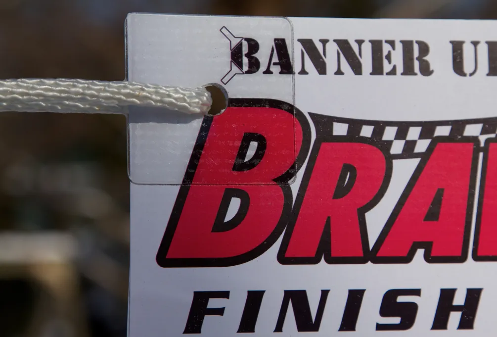 HANG BANNER